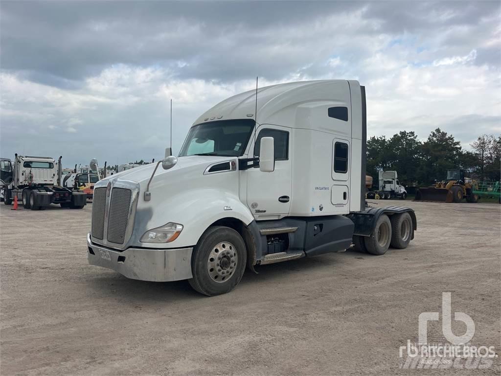 Kenworth T680 Τράκτορες