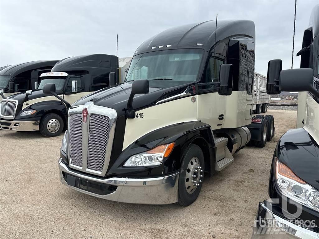 Kenworth T680 Τράκτορες