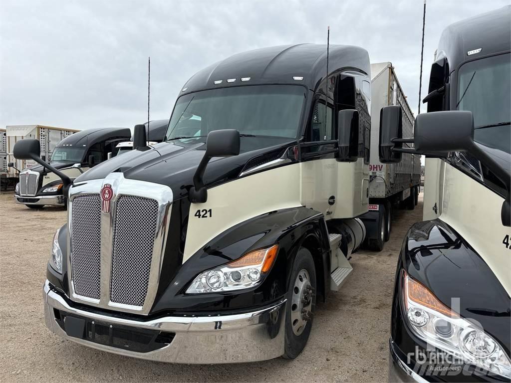 Kenworth T680 Τράκτορες