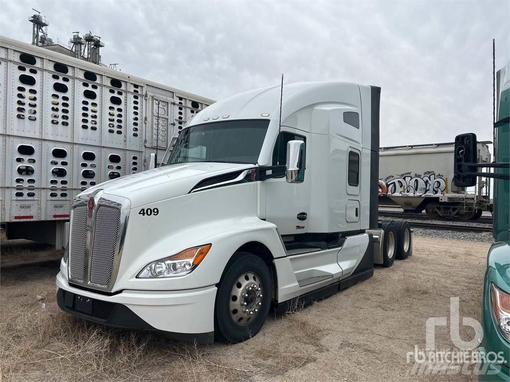 Kenworth T680 Τράκτορες