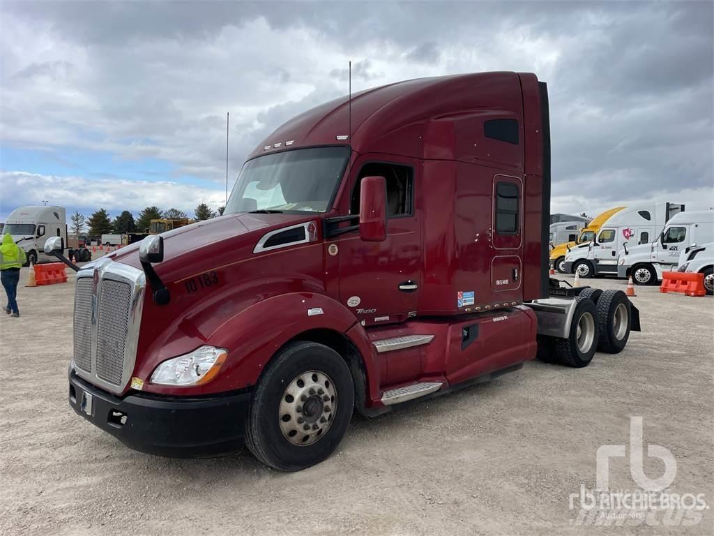 Kenworth T680 Τράκτορες
