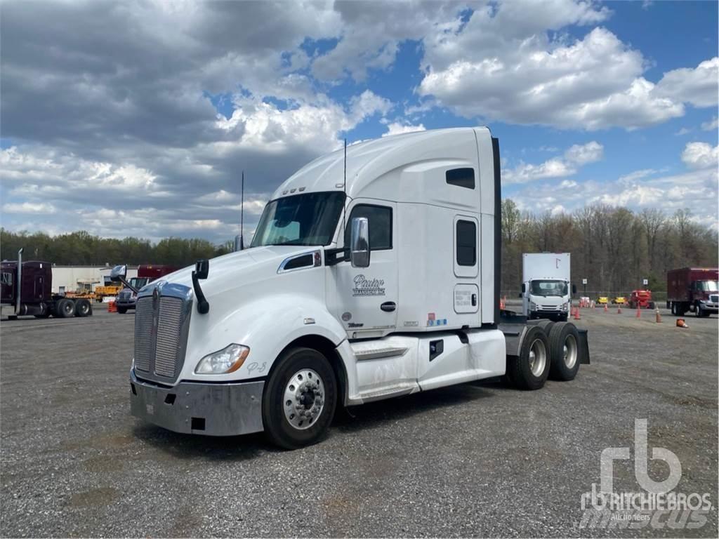 Kenworth T680 Τράκτορες