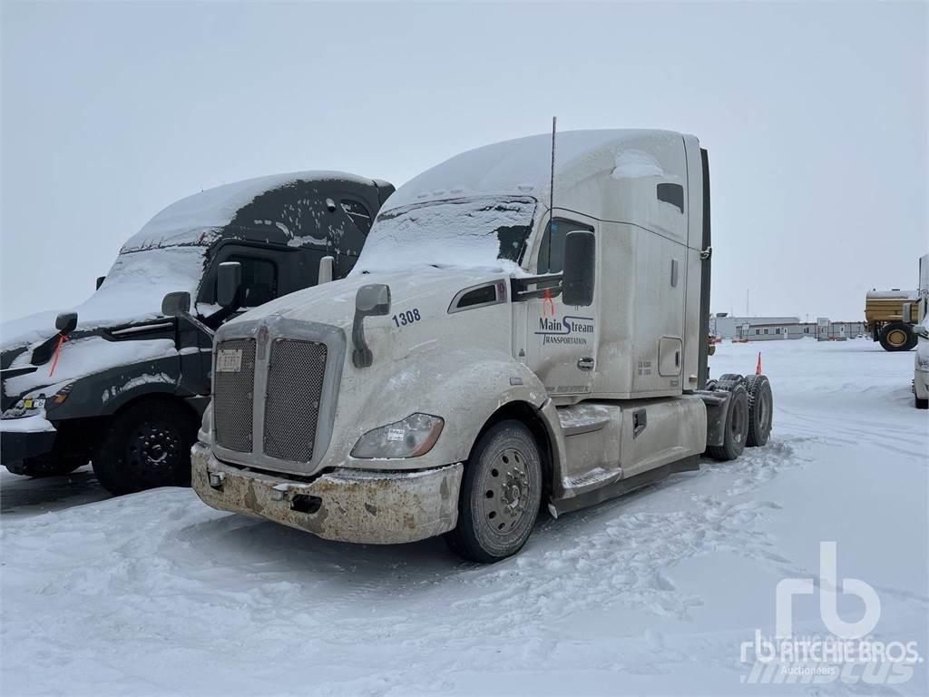 Kenworth T680 Τράκτορες