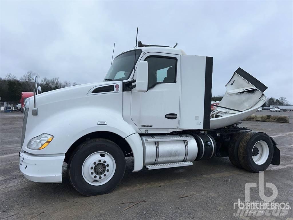 Kenworth T680 Τράκτορες