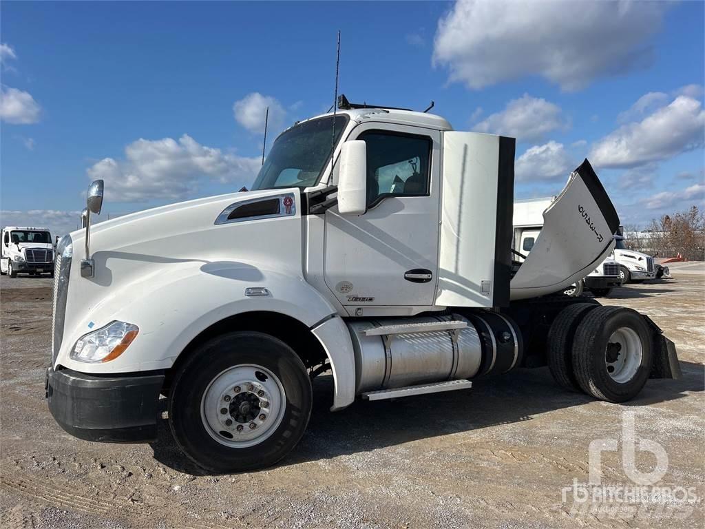 Kenworth T680 Τράκτορες