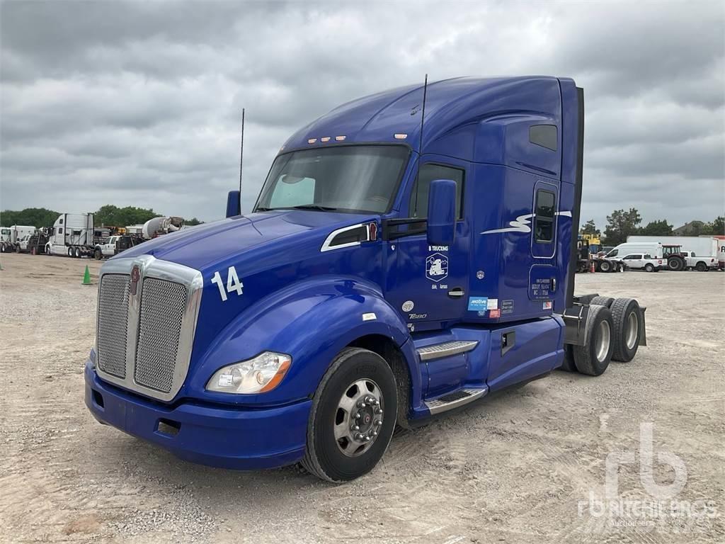 Kenworth T680 Τράκτορες