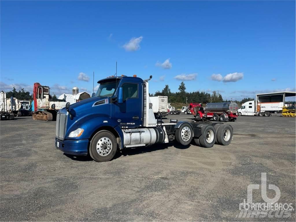 Kenworth T680 Τράκτορες