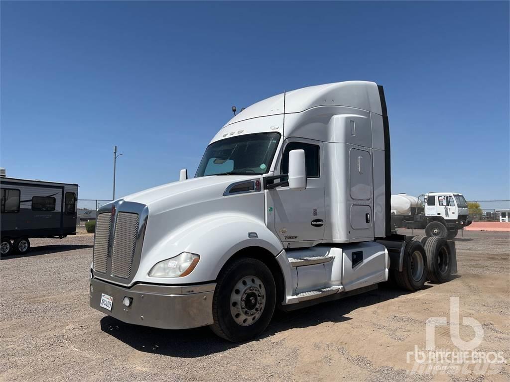 Kenworth T680 Τράκτορες