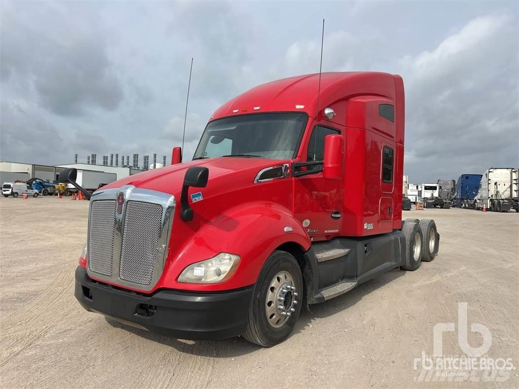 Kenworth T680 Τράκτορες