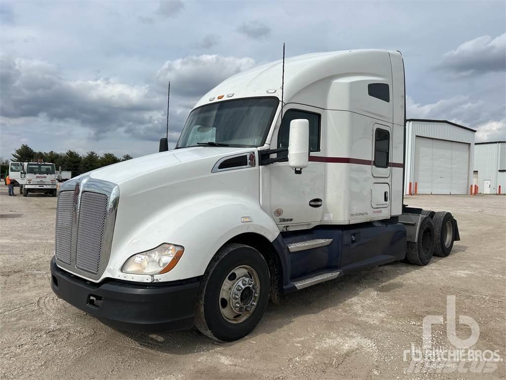 Kenworth T680 Τράκτορες