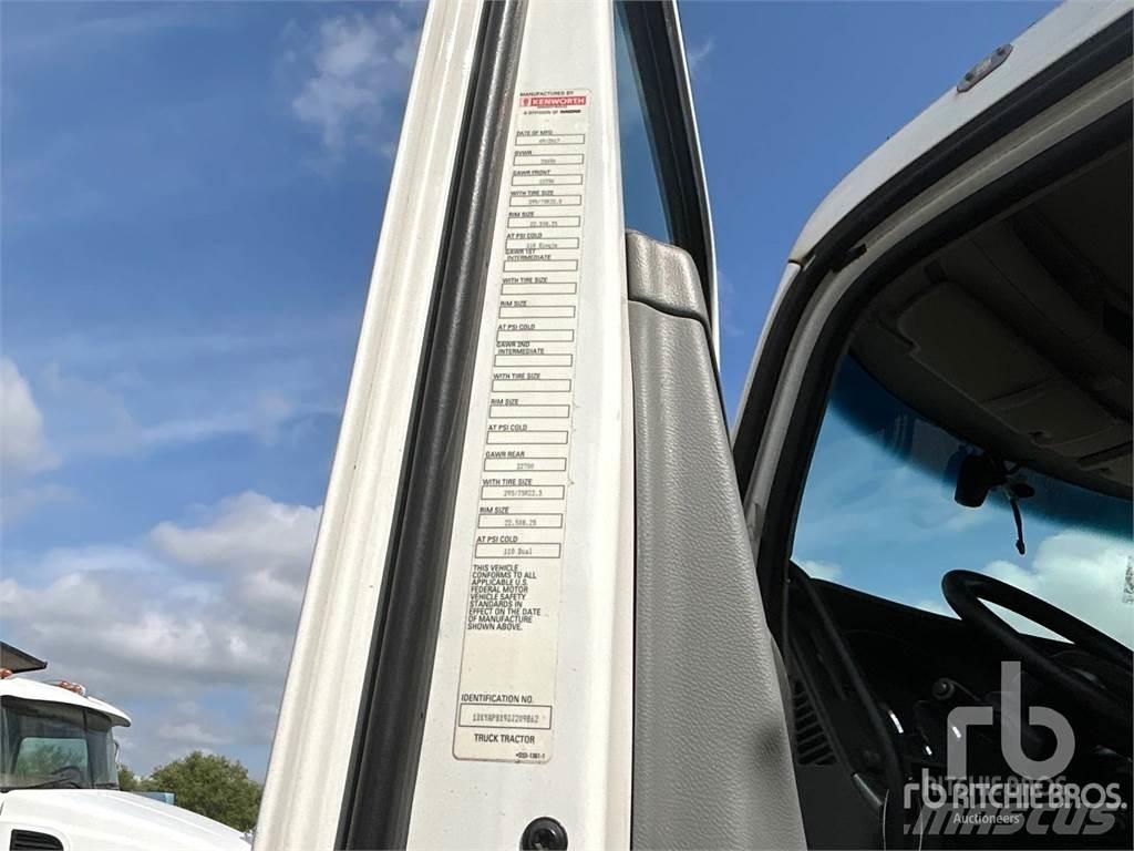 Kenworth T680 Φορτηγά Ανατροπή
