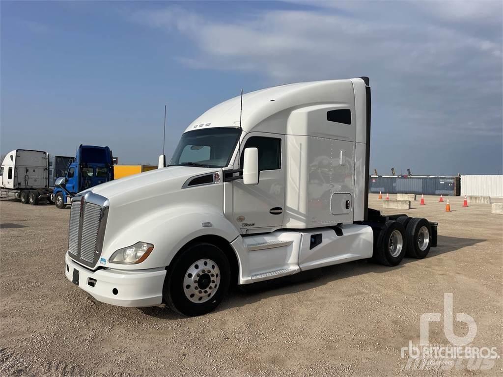 Kenworth T680 Τράκτορες