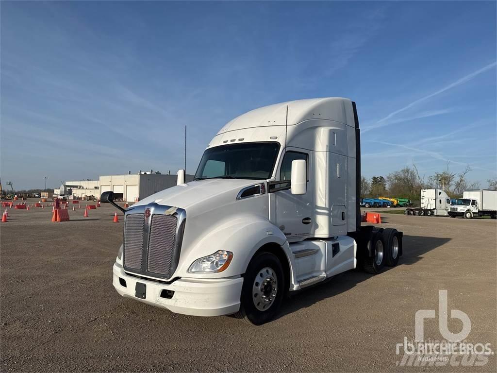 Kenworth T680 Τράκτορες