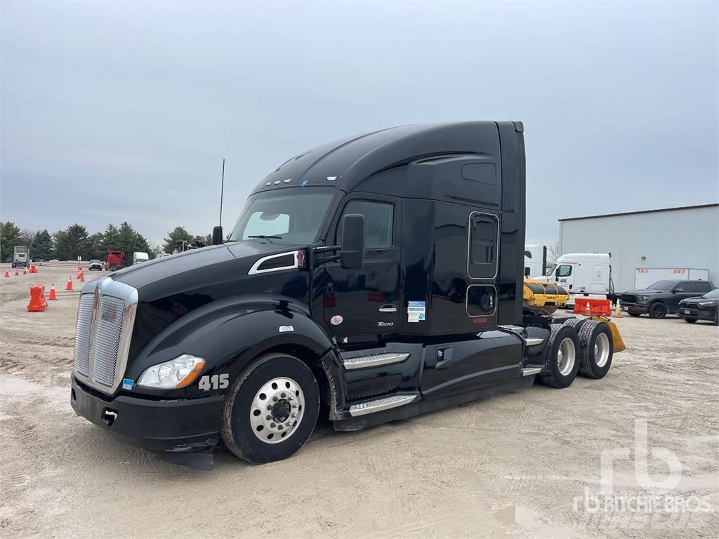 Kenworth T680 Τράκτορες