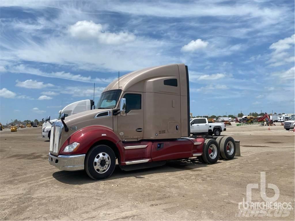 Kenworth T680 Τράκτορες