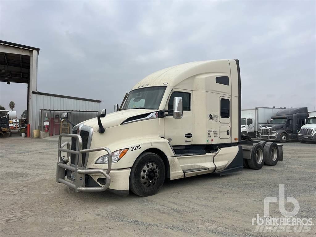 Kenworth T680 Τράκτορες