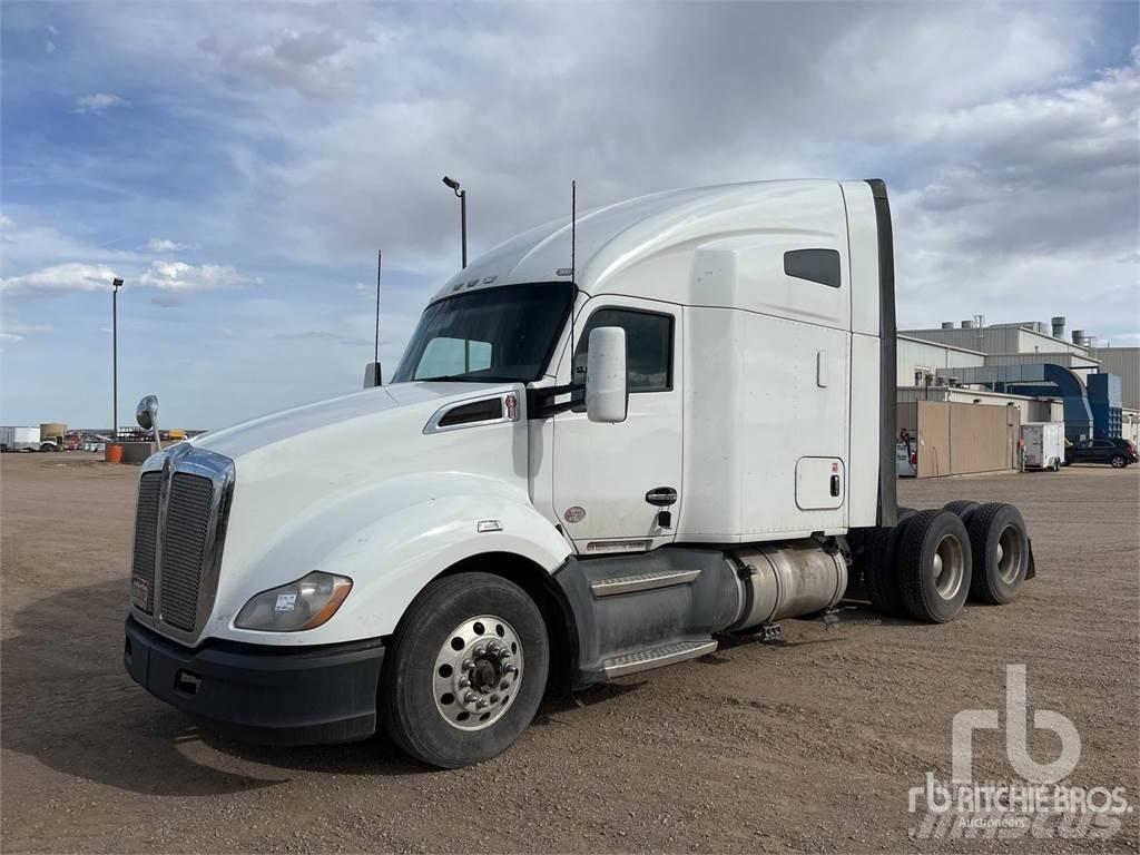 Kenworth T680 Τράκτορες