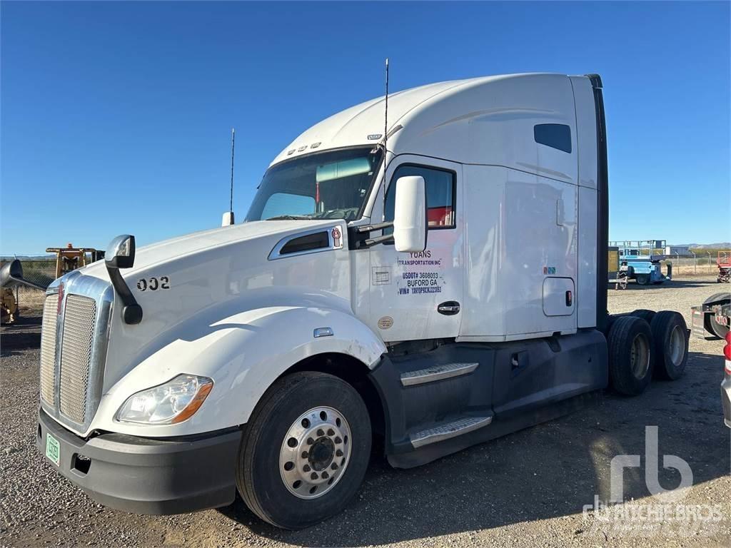 Kenworth T680 Τράκτορες