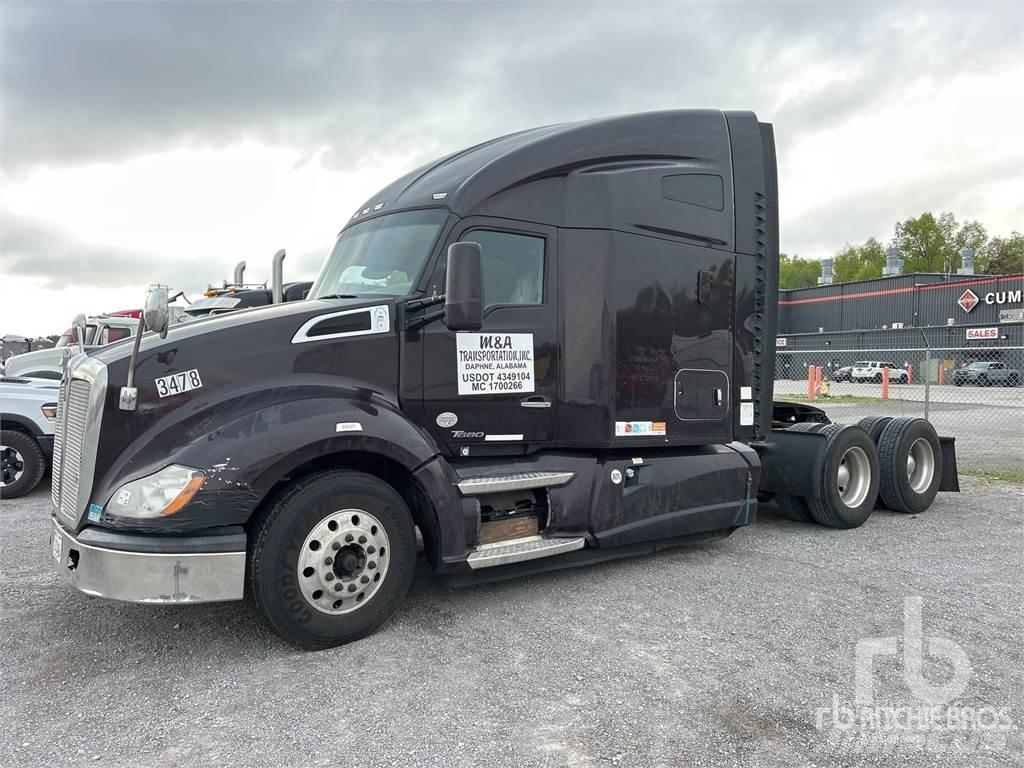 Kenworth T680 Τράκτορες