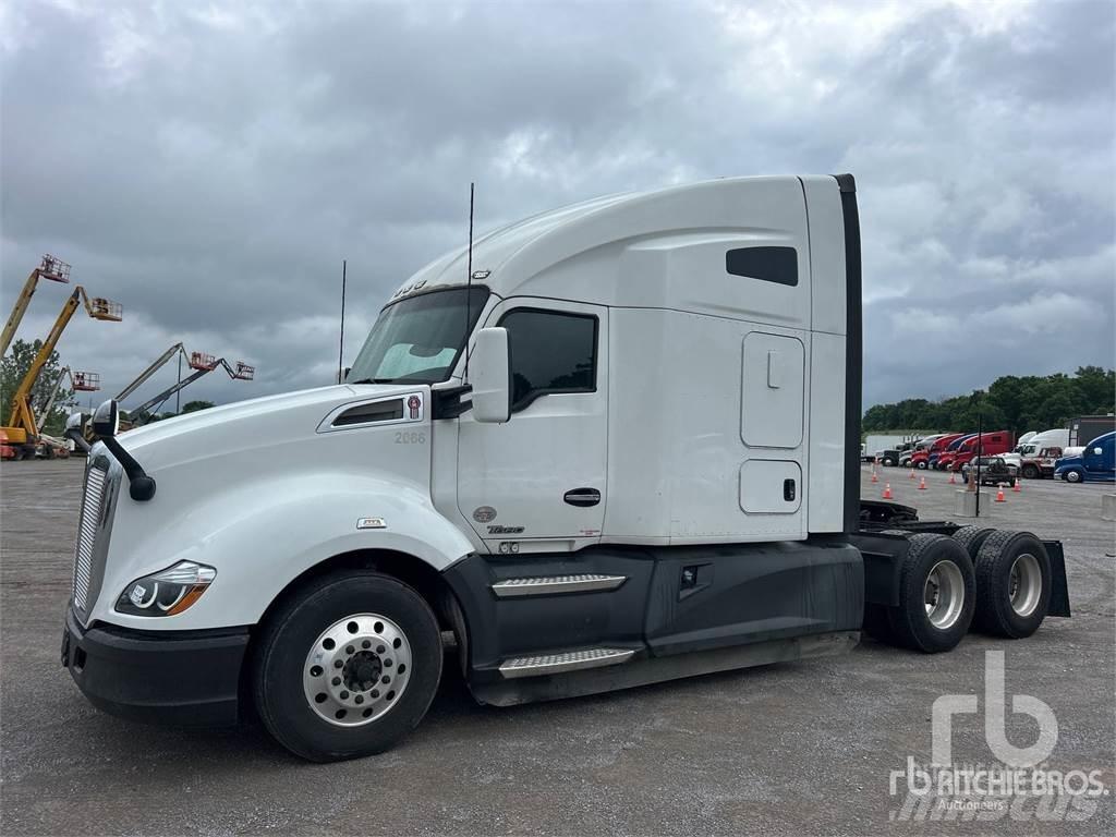 Kenworth T680 Τράκτορες