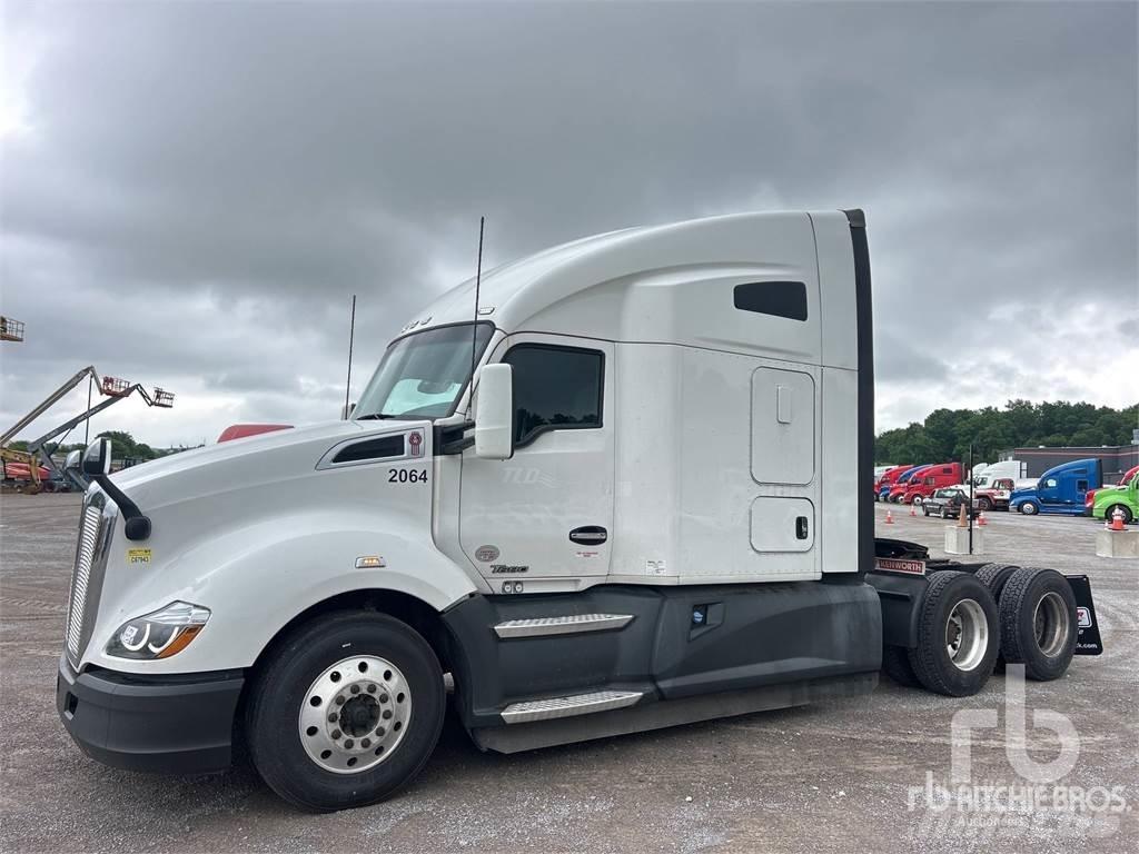 Kenworth T680 Τράκτορες