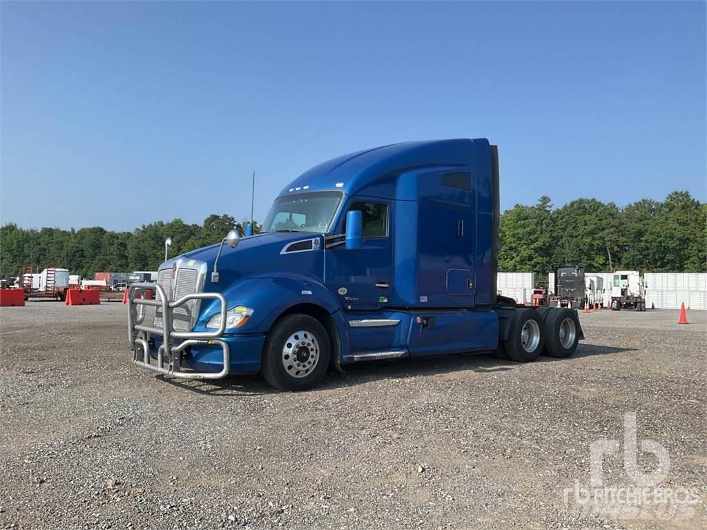 Kenworth T680 Τράκτορες