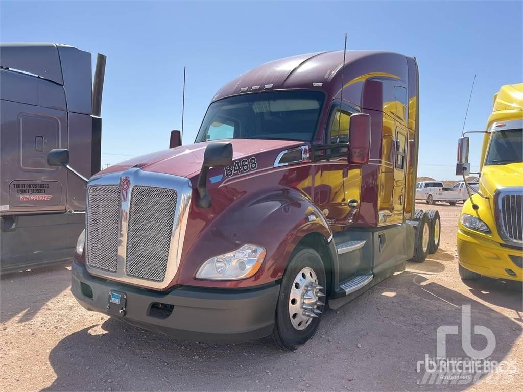 Kenworth T680 Τράκτορες