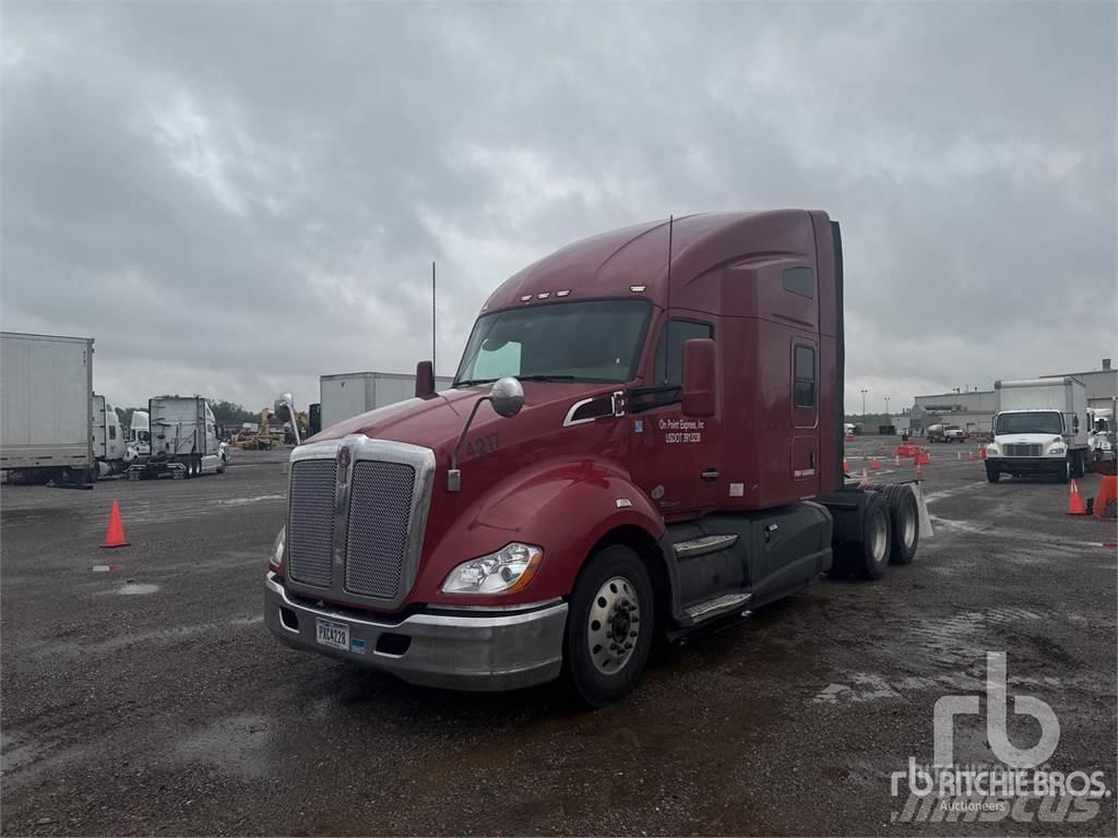 Kenworth T680 Τράκτορες