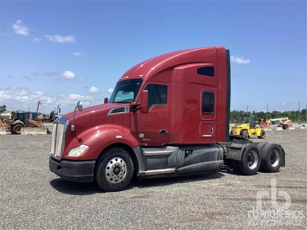 Kenworth T680 Τράκτορες