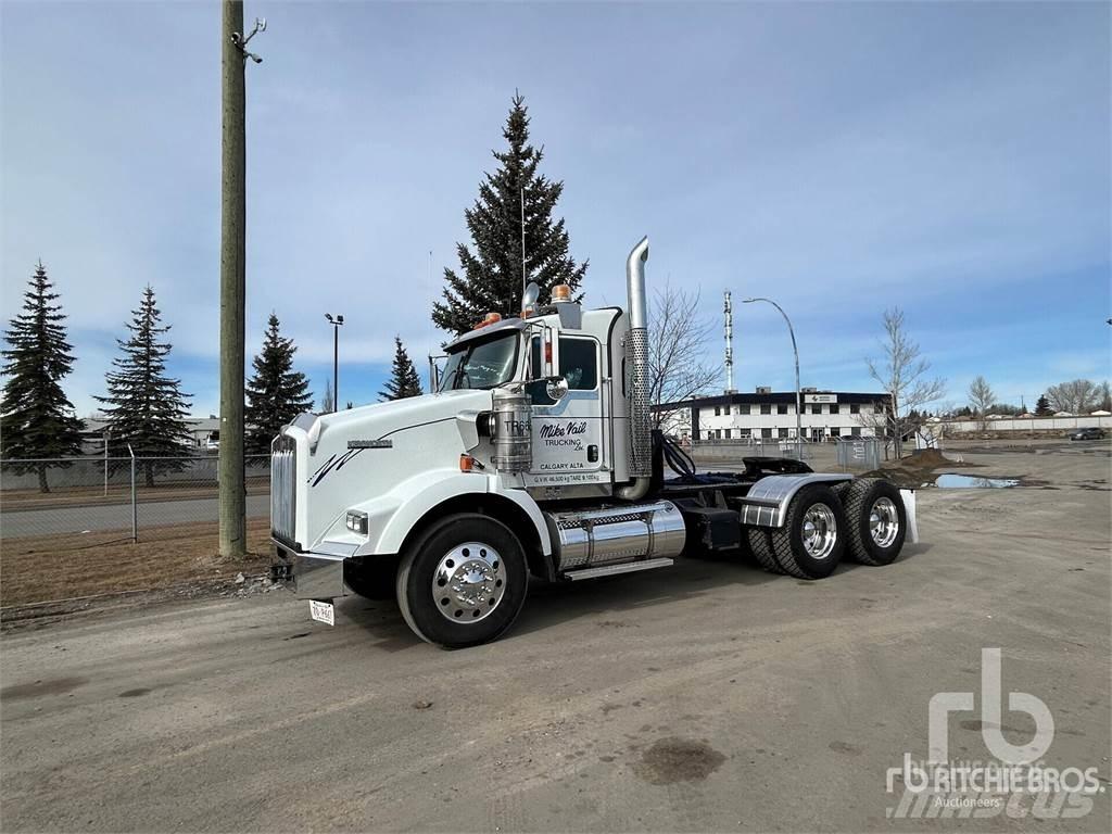 Kenworth T800 Τράκτορες