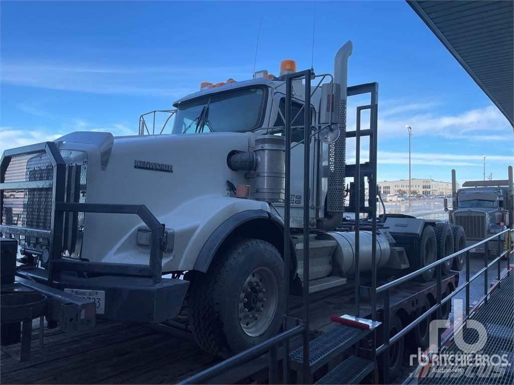 Kenworth T800 Τράκτορες