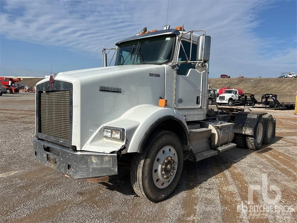 Kenworth T800 Τράκτορες