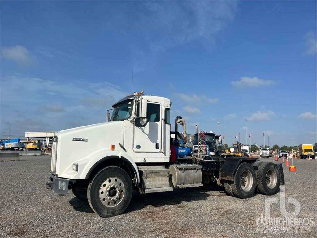 Kenworth T800 Τράκτορες