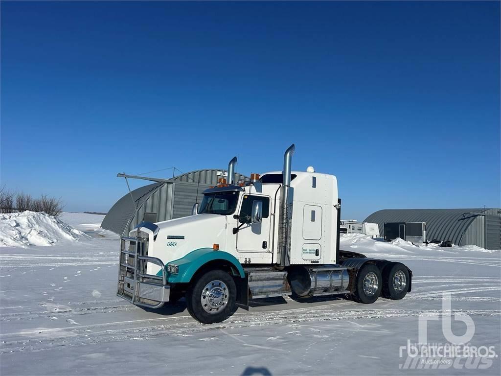 Kenworth T800 Τράκτορες