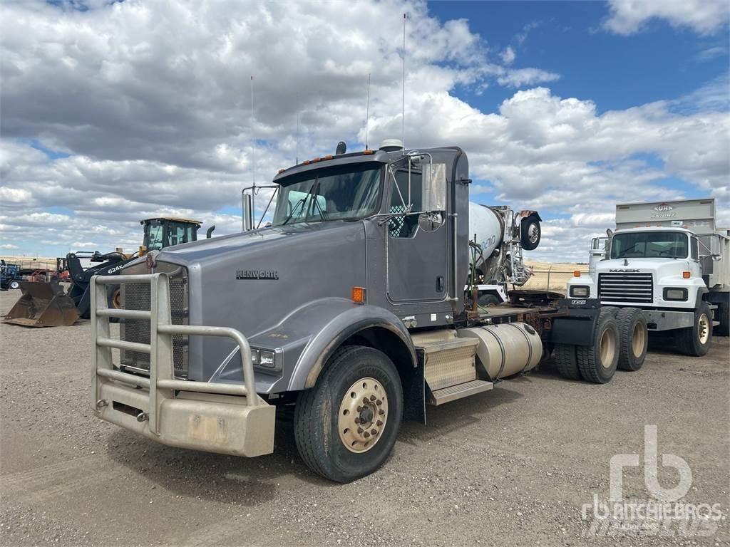 Kenworth T800 Τράκτορες