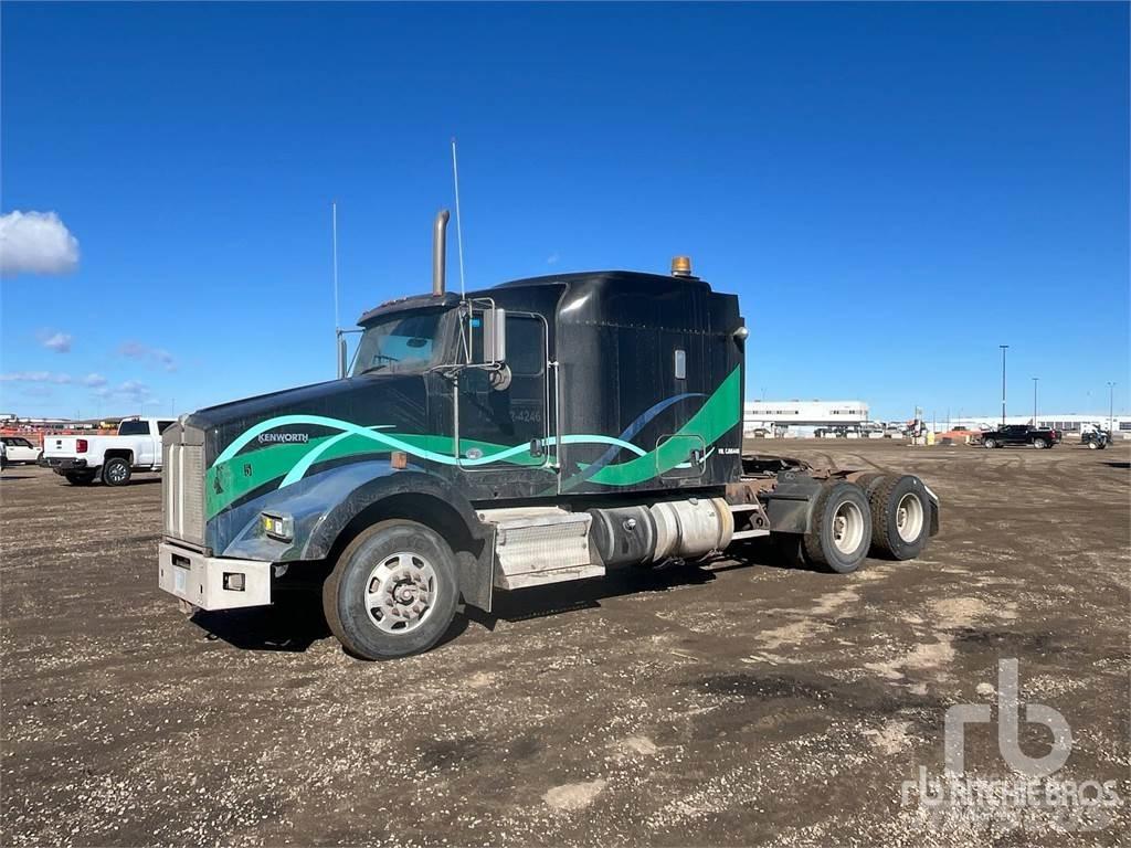 Kenworth T800 Τράκτορες