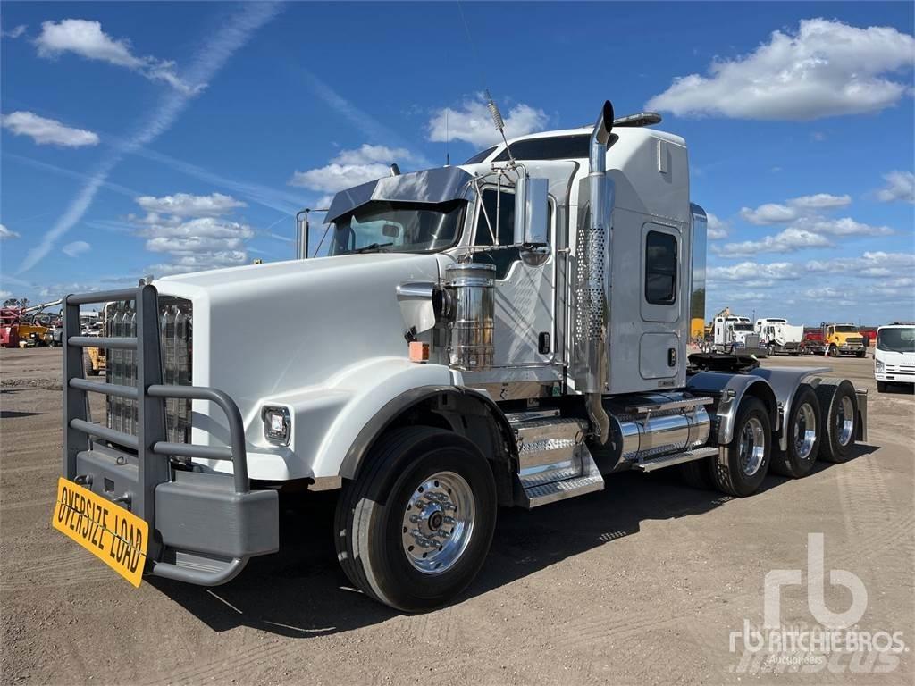 Kenworth T800 Τράκτορες