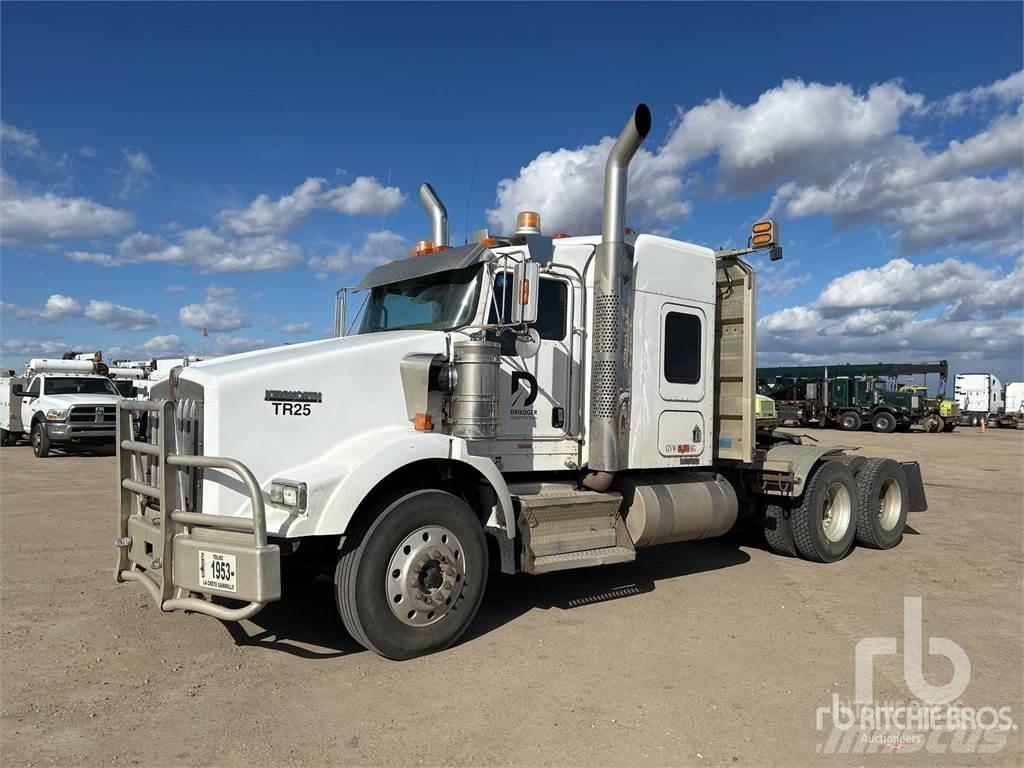 Kenworth T800 Τράκτορες