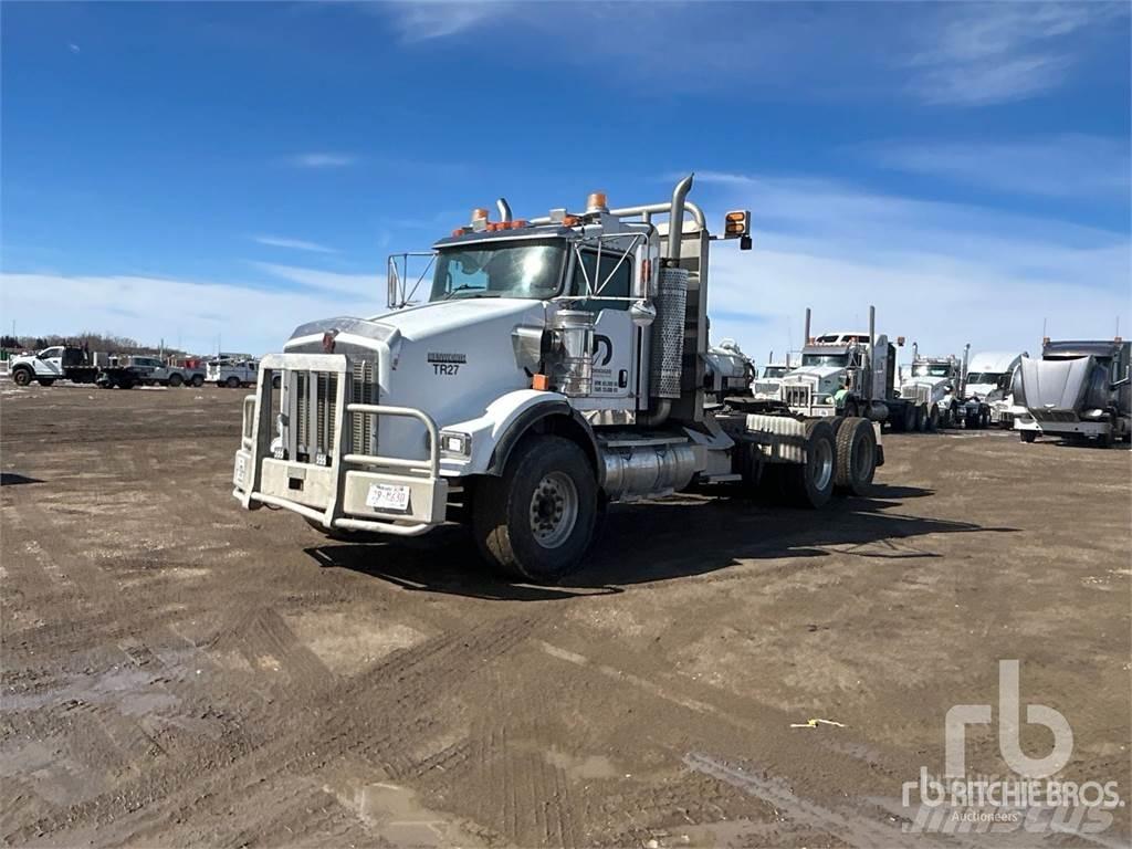 Kenworth T800 Τράκτορες