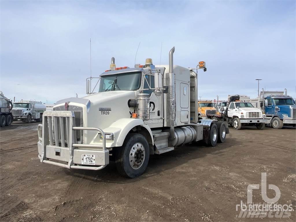 Kenworth T800 Τράκτορες