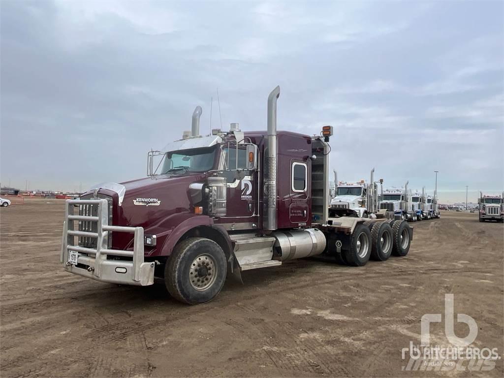 Kenworth T800 Τράκτορες