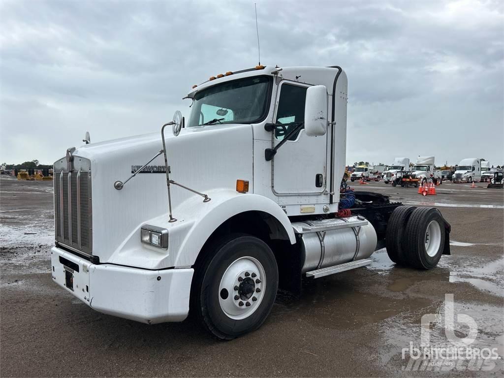 Kenworth T800 Τράκτορες