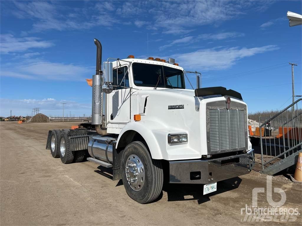 Kenworth T800 Τράκτορες