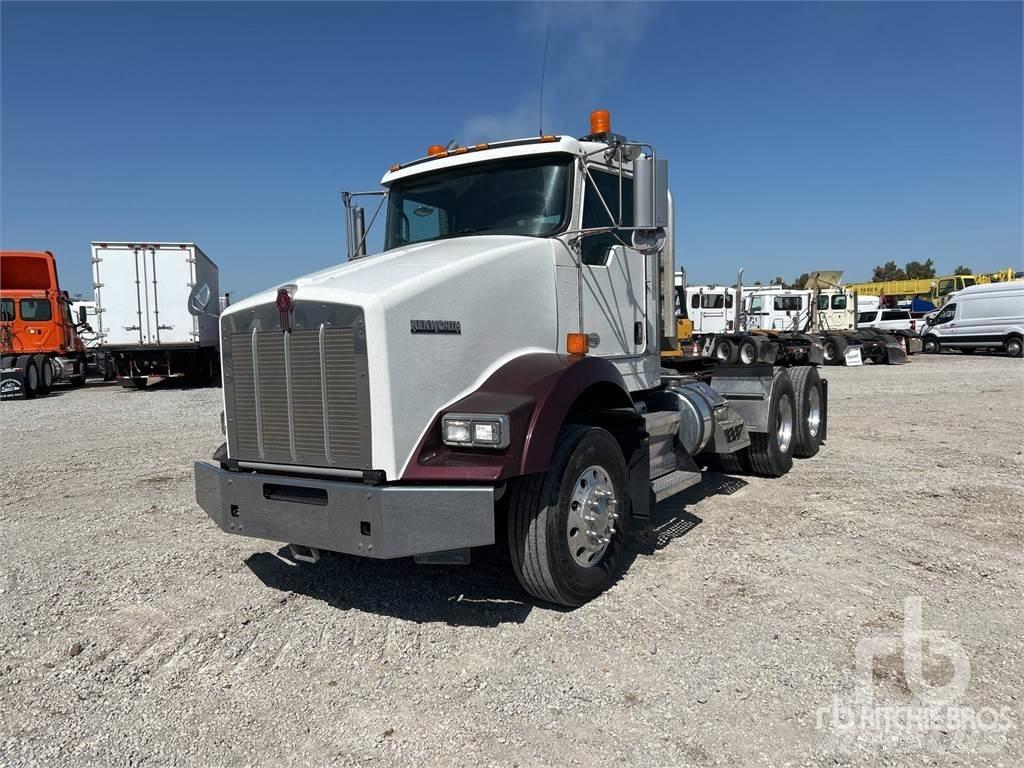 Kenworth T800 Τράκτορες