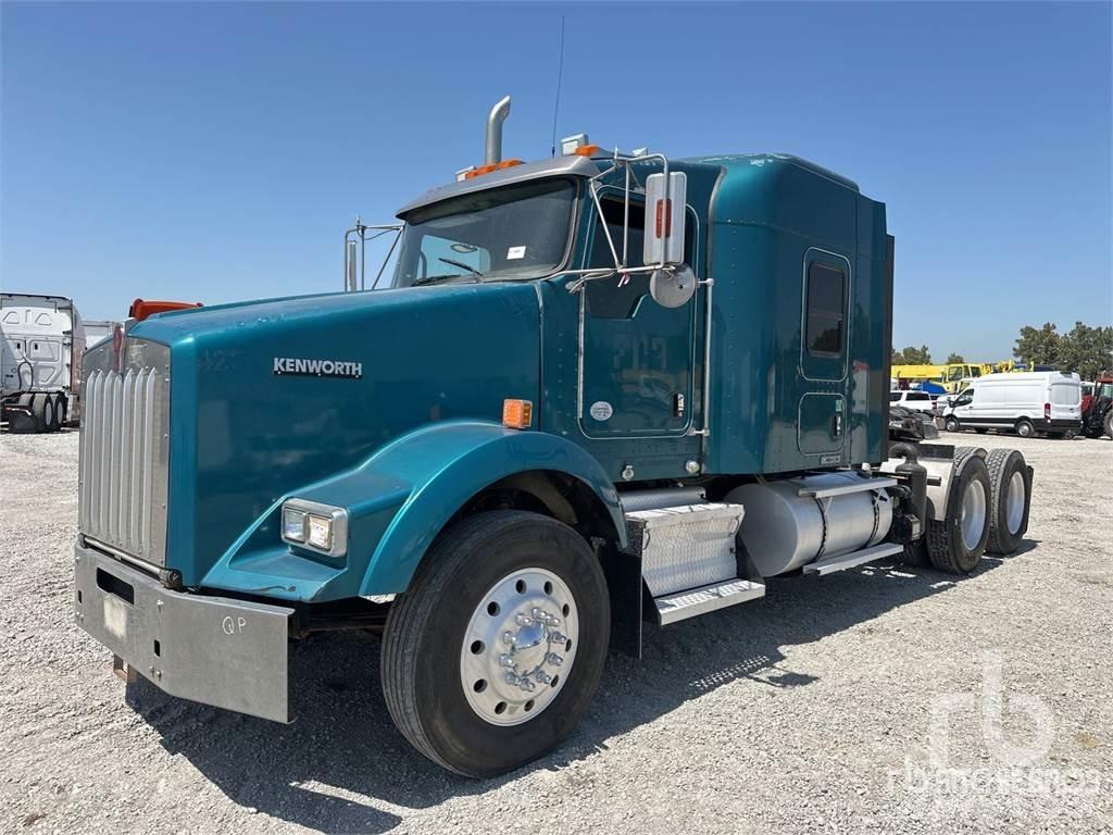 Kenworth T800 Τράκτορες