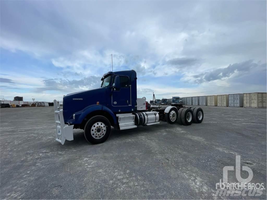 Kenworth T800 Τράκτορες