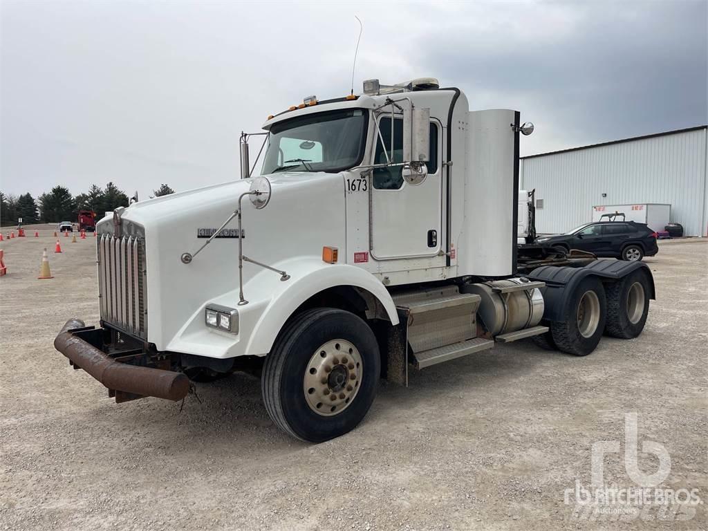 Kenworth T800 Τράκτορες