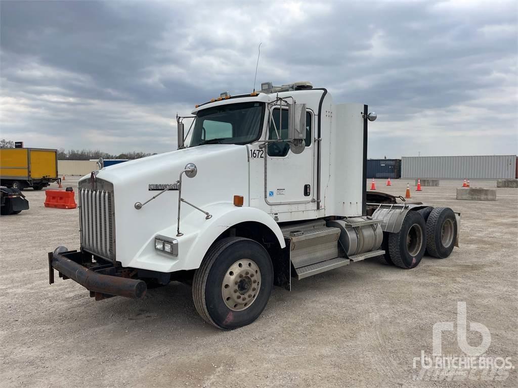 Kenworth T800 Τράκτορες