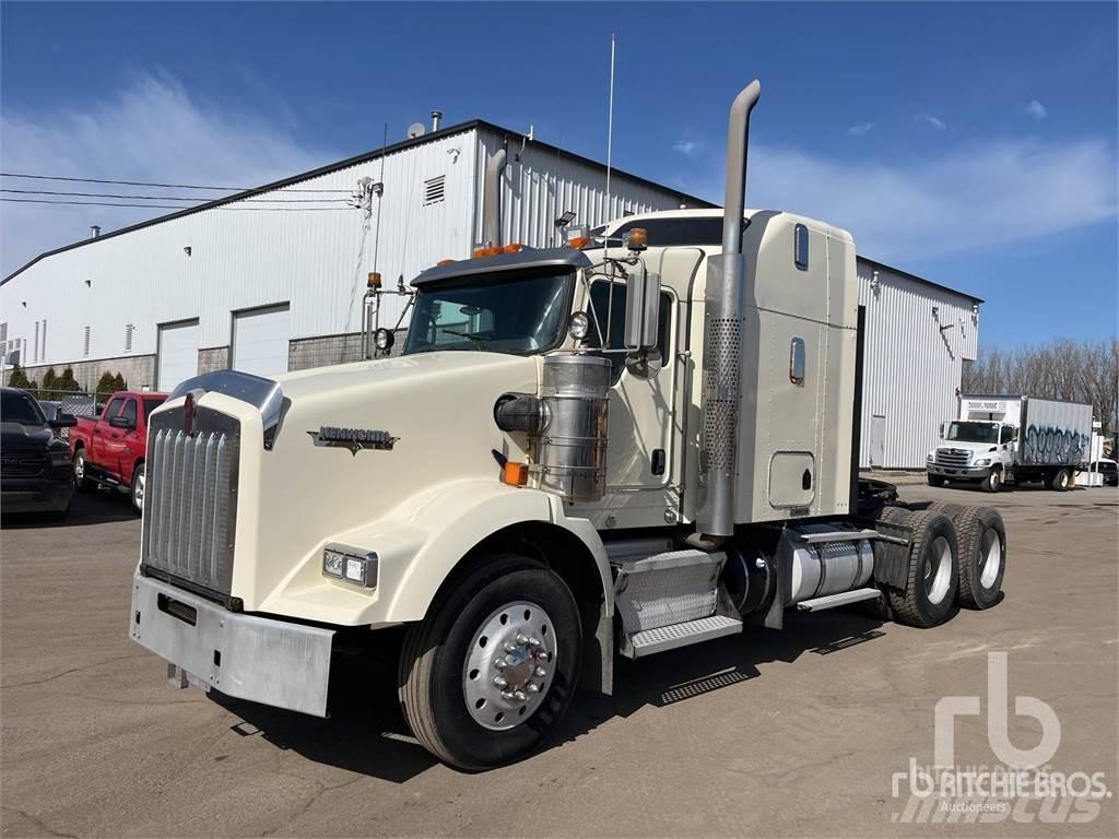 Kenworth T800 Τράκτορες
