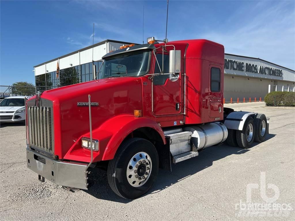 Kenworth T800 Τράκτορες